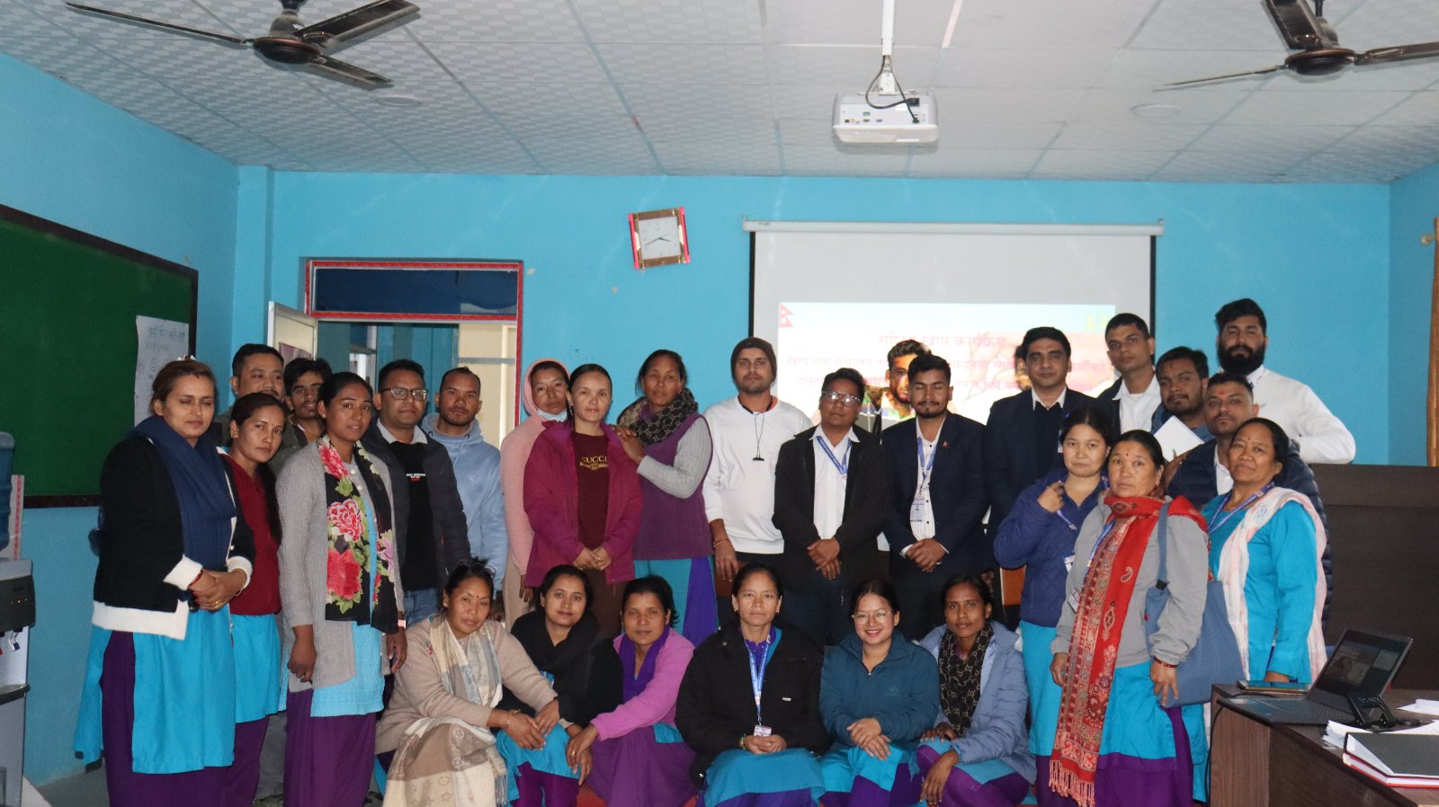 स्वास्थ्यकर्मीहरुको लागि खोप तथा सरसफाई प्रबर्द्धन सम्बन्धि २ दिने पुनर्ताजगी तालिम (पहिलो ब्याच )